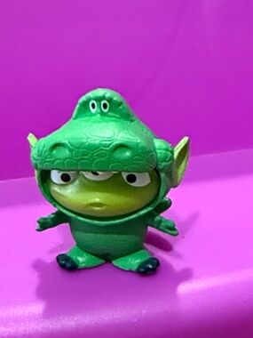 Alien Remix Rex AlienCostume Reptile Toy Figure - Pets Reptile